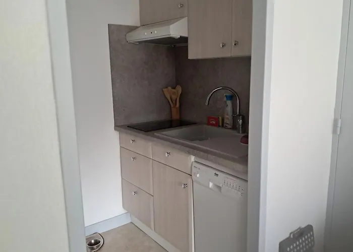 Near The * ヴィレ・シュル・メール